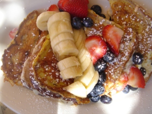 Cinnamon french toast with mascarpone and fruit! 